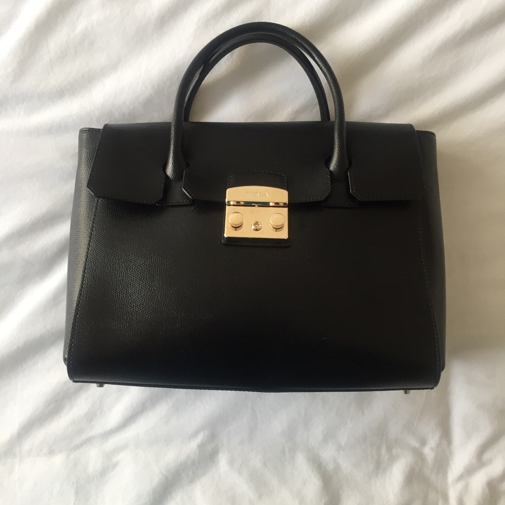 Furla Metropolis Medium Leather Satchel in Black